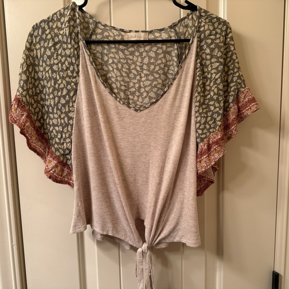 Altar'd State XS Top Mixed Media Tie Front Floral Flutter Sleeve Rib Knit Boho